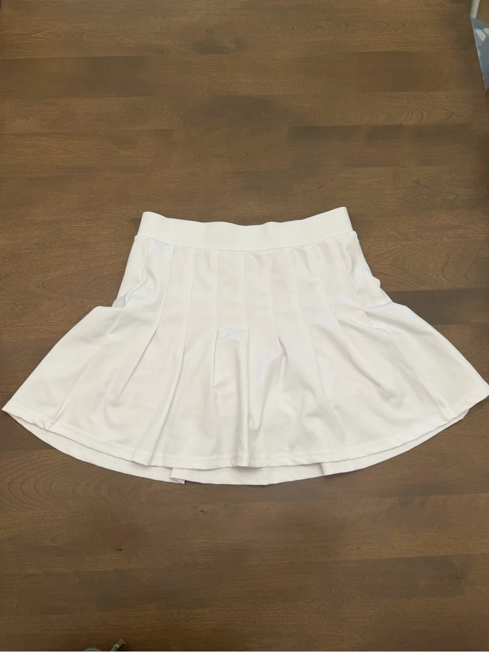 Indero Active Women’s Pleated Tennis Skort Size Large White